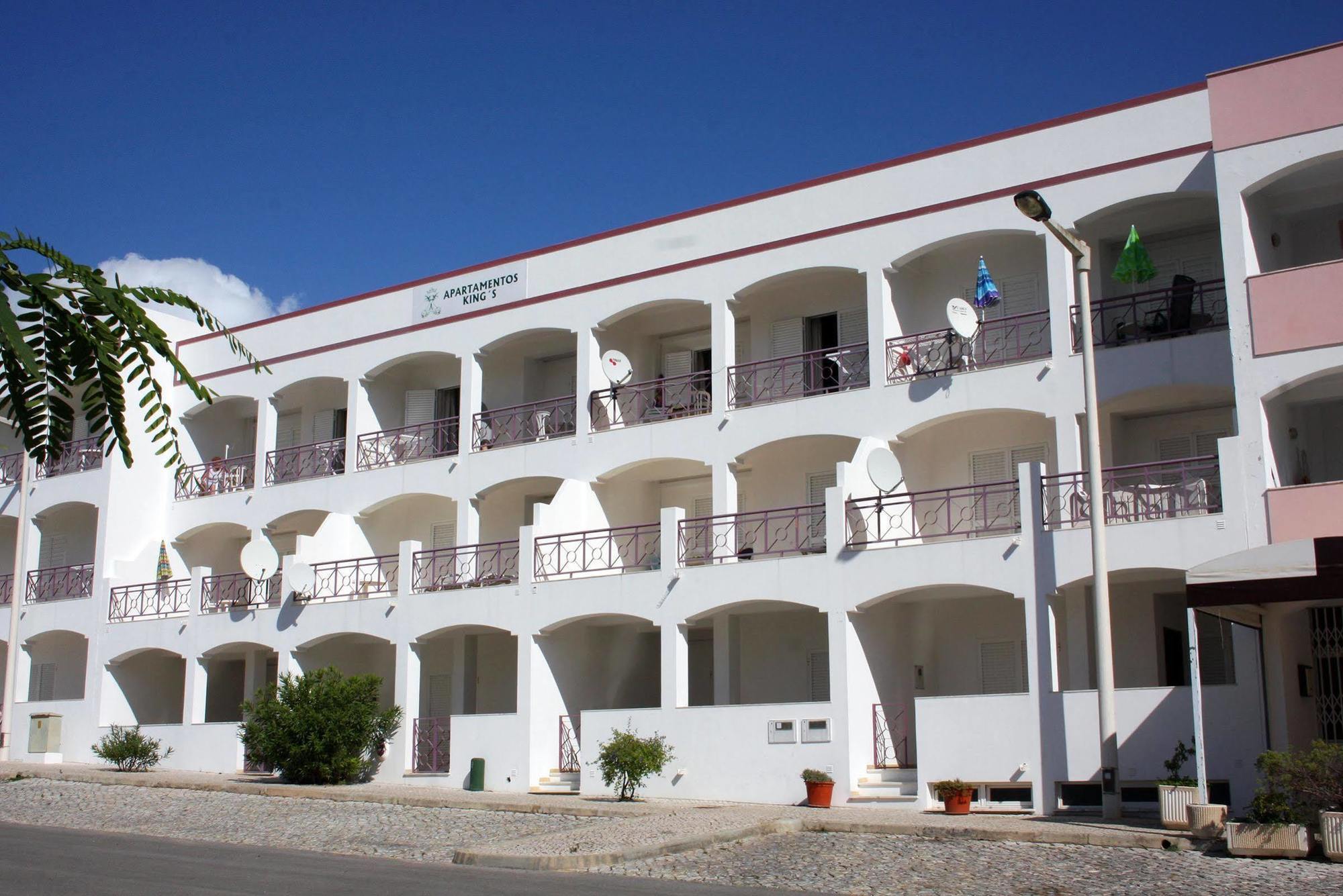Kings Apartments Quarteira Exterior photo