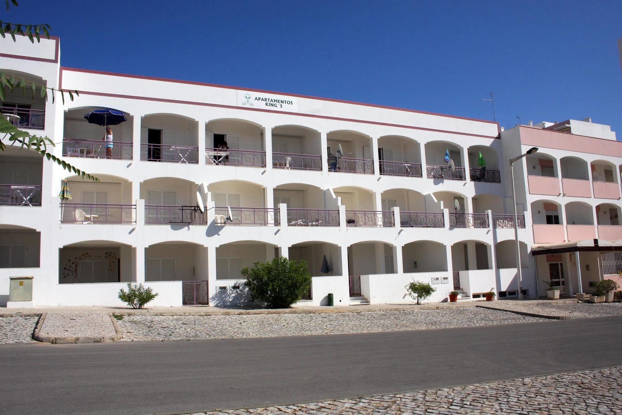 Kings Apartments Quarteira Exterior photo