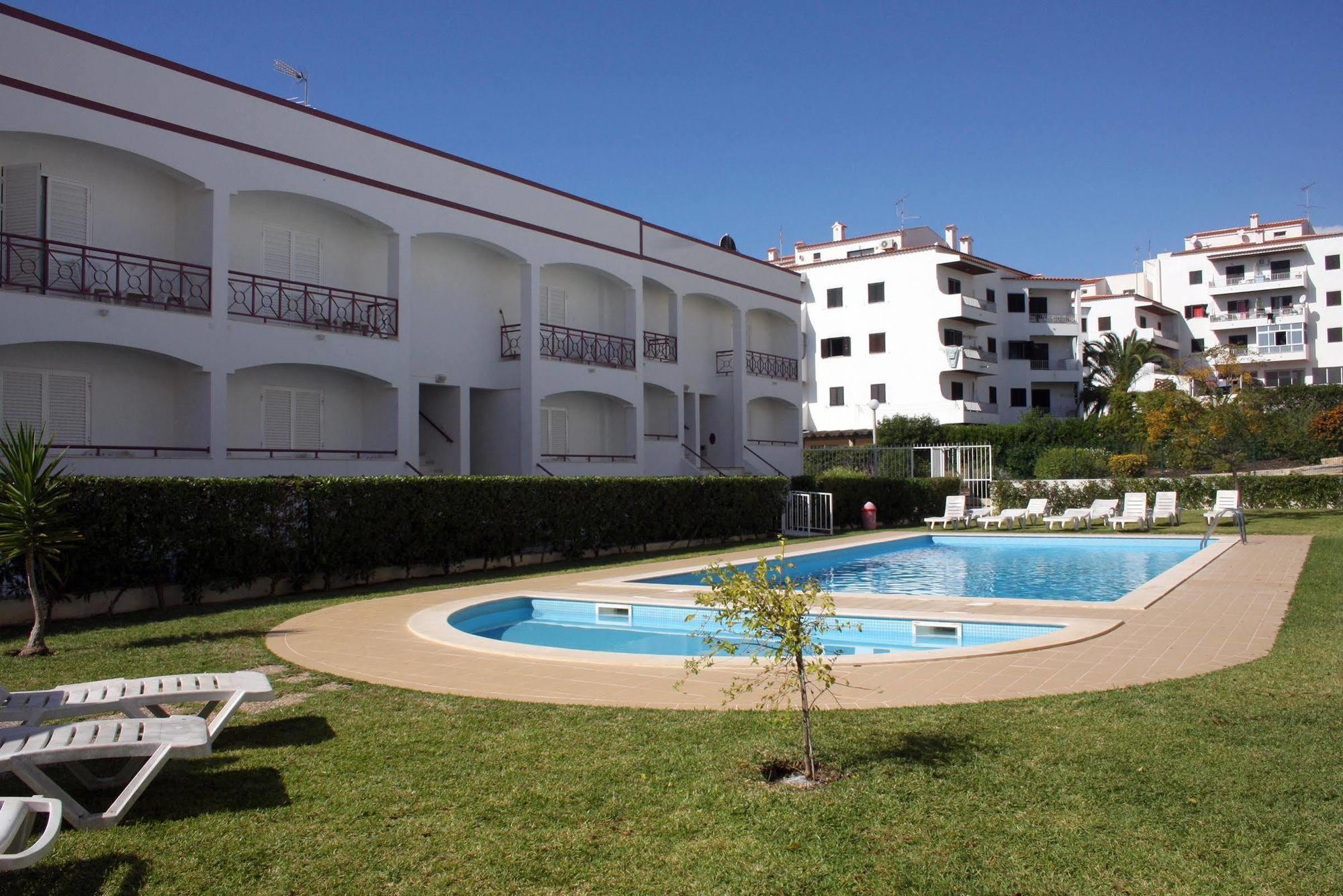 Kings Apartments Quarteira Exterior photo